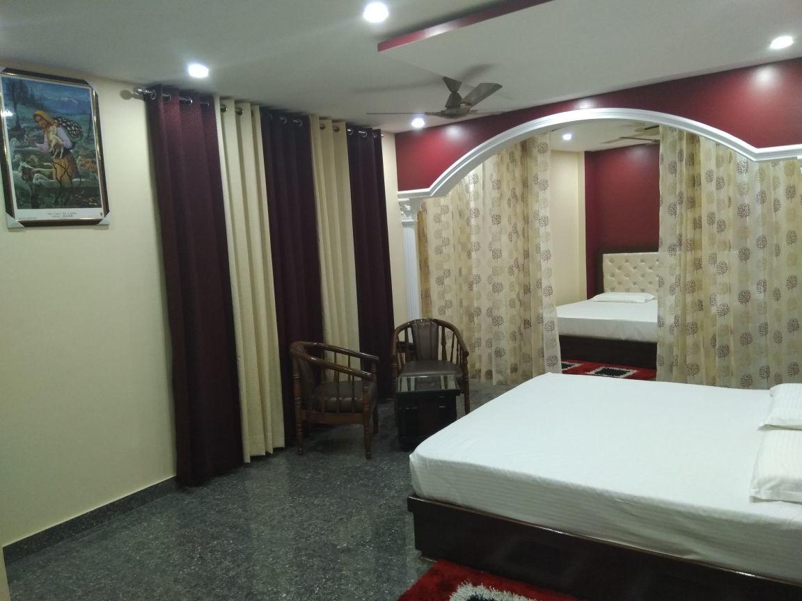 Hotel Sky Bule & Restaurant Khas Nagrota Екстер'єр фото