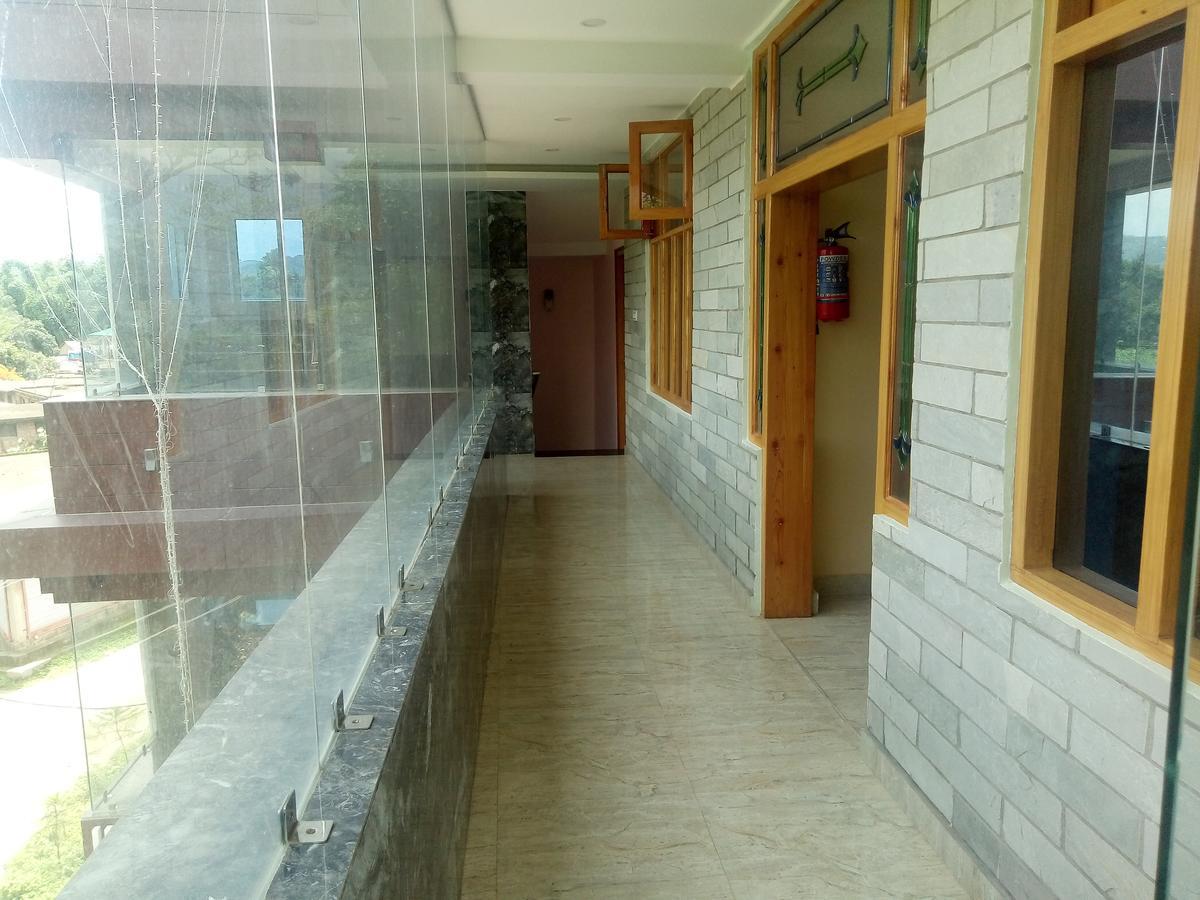 Hotel Sky Bule & Restaurant Khas Nagrota Екстер'єр фото